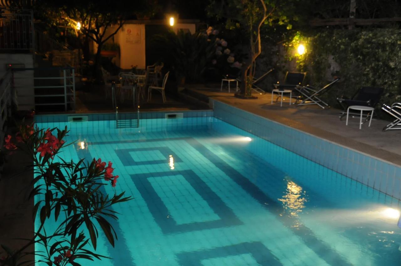 Hotel Club (Adults Only) Sant'Agnello Esterno foto