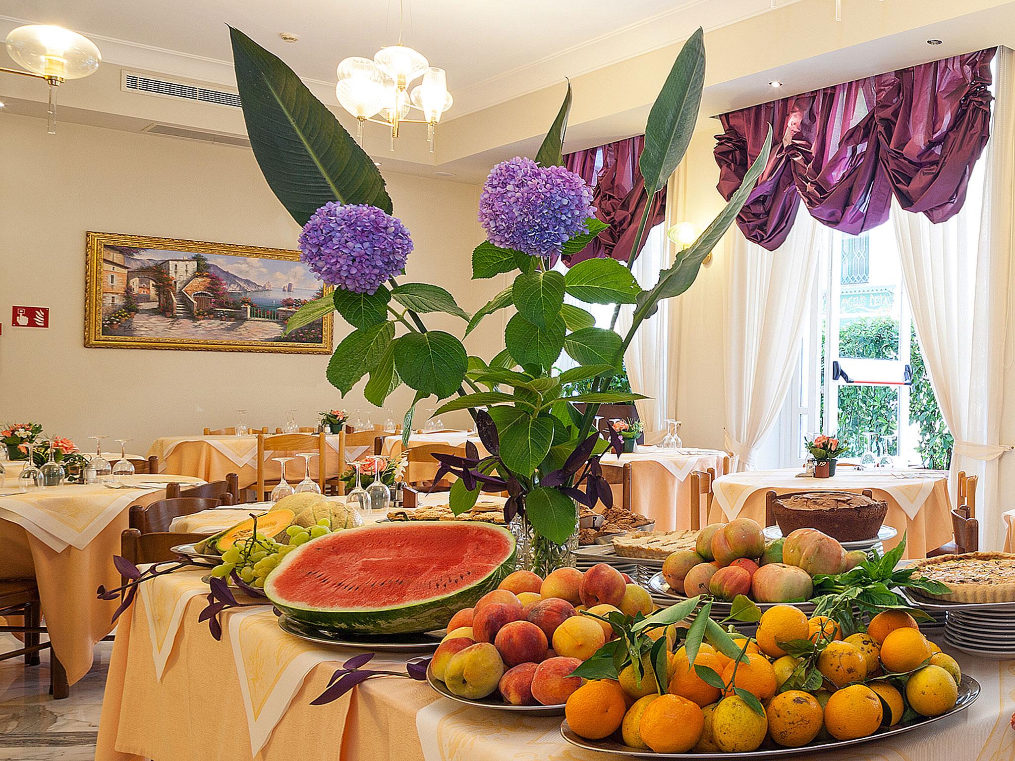 Hotel Club (Adults Only) Sant'Agnello Esterno foto